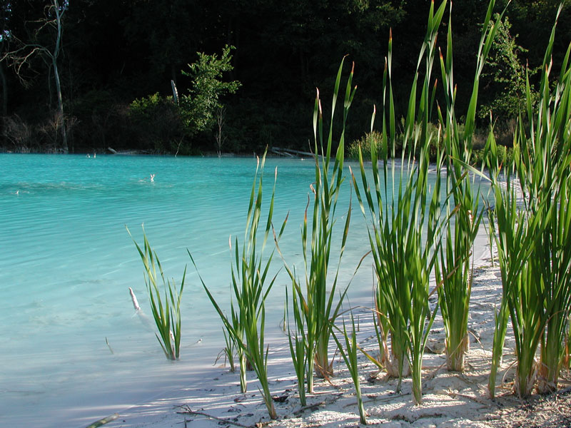 Chester, WV: Blue Lake
