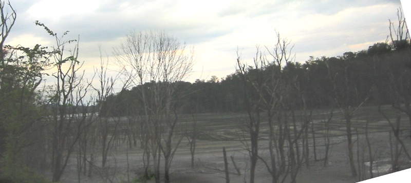 Chester, WV: Blue Lake