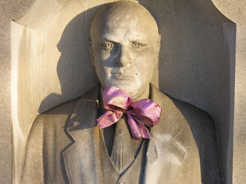 sorabji.com: New Calvary Cemetery, Queens, NYC
