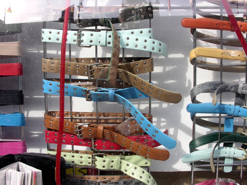 sorabji.com: Queens Boulevard Window Display
