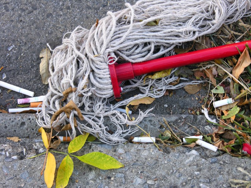 sorabji.com: Mop and Cigarettes, Astoria