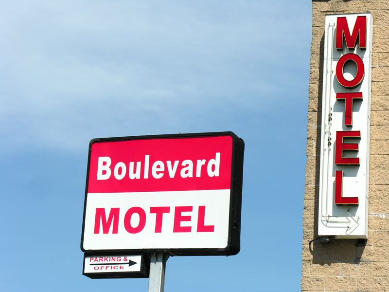 sorabji.com: Boulevard Motel