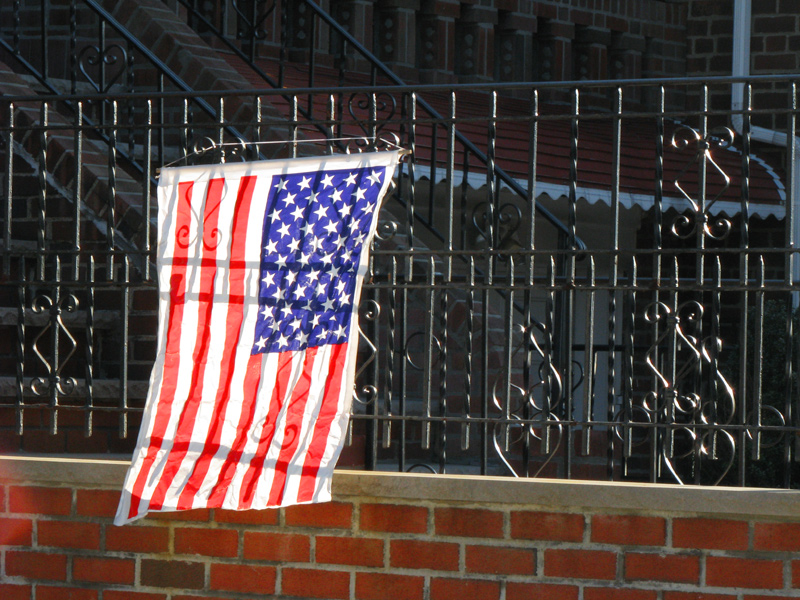 sorabji.com: American Flag, Astoria