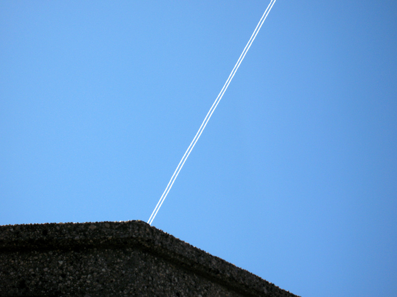 sorabji.com: Streamers in the Sky