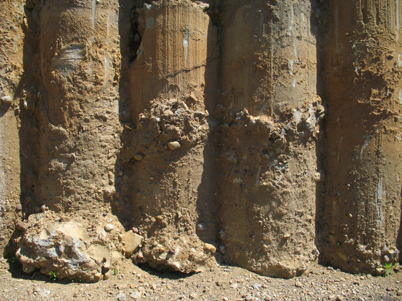 sorabji.com: Pillars. Astoria