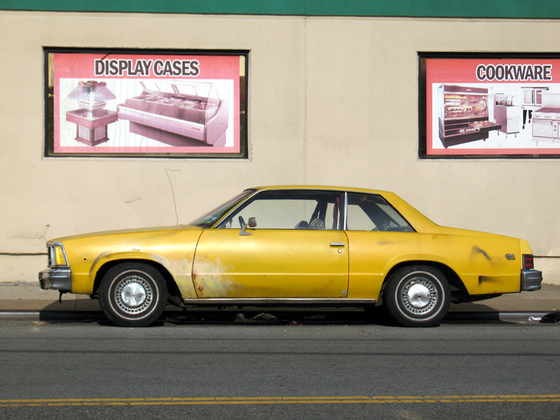 sorabji.com: Display Cases, Cookware, Yellow Car