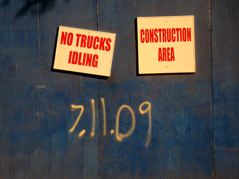 sorabji.com: No Trucks Idling/Construction Area/7.11.09