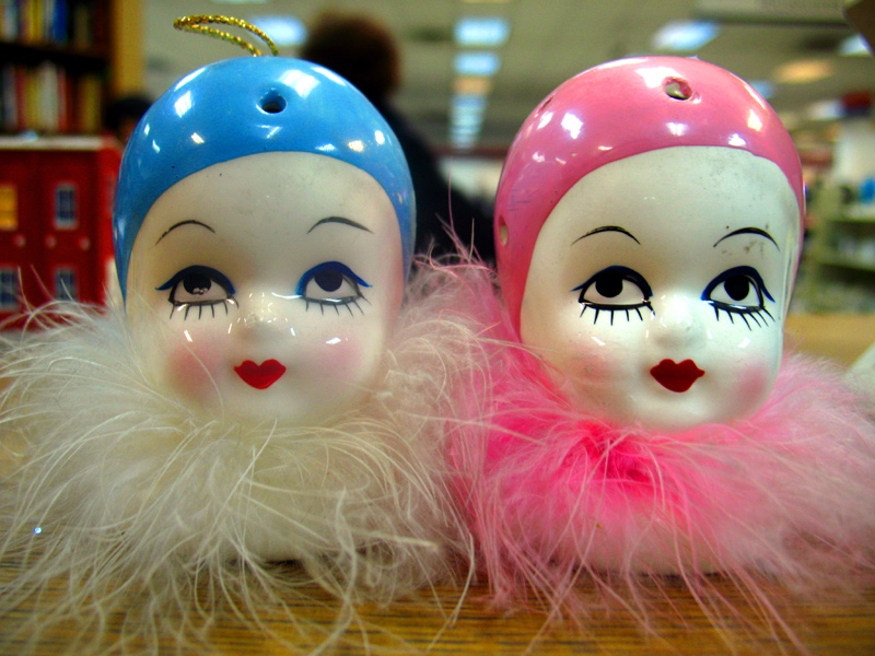 sorabji.com: Salt & Pepper Shakers