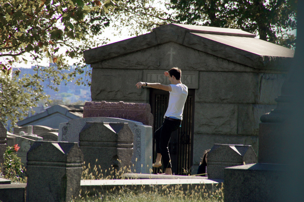sorabji.com: Man On Wire at the Cemetery