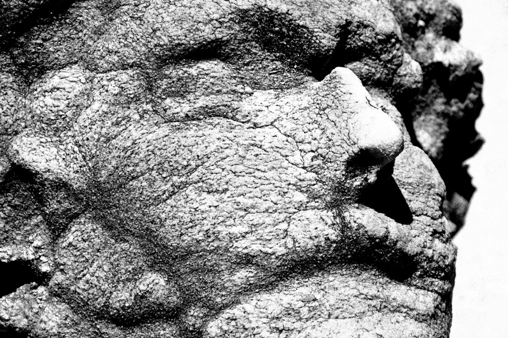 sorabji.com: Draddy's Devlin Monument at Calvary